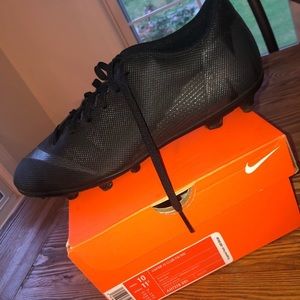 Men’s Nike FG Vapor Soccer Cleats